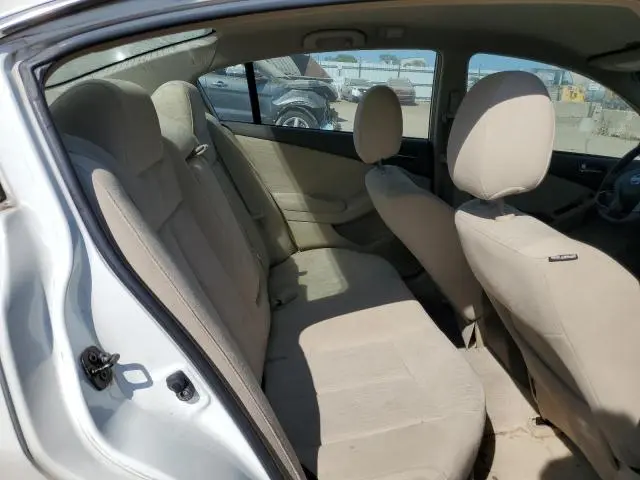2010 NISSAN ALTIMA BASE  