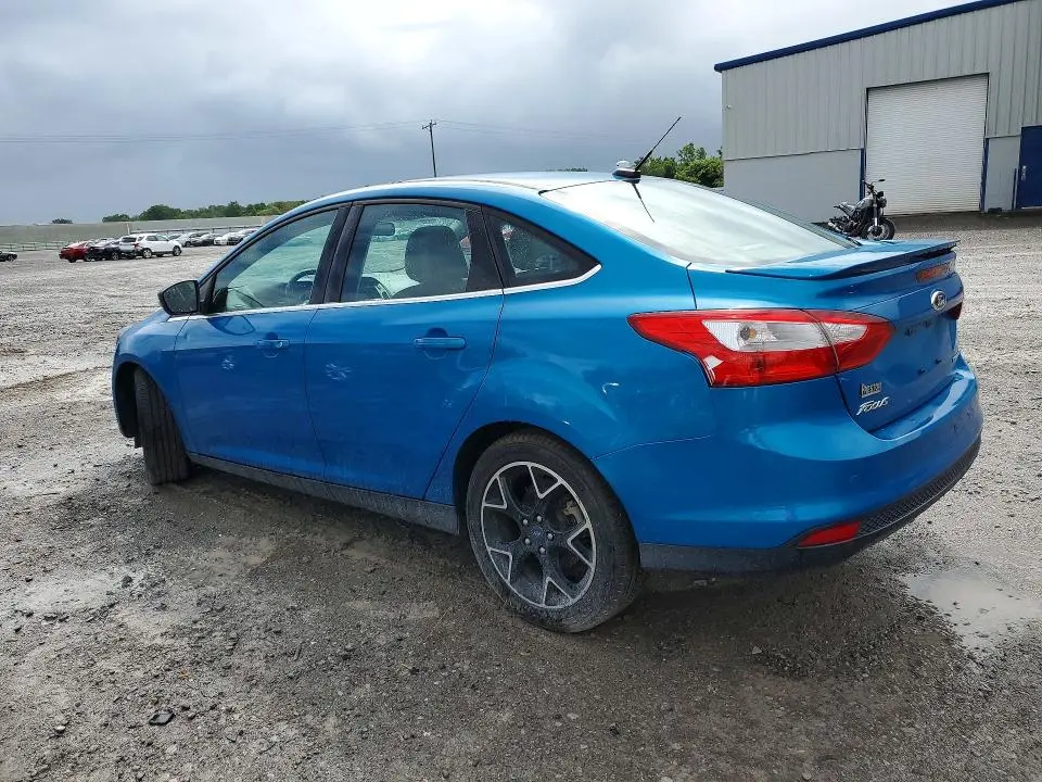2012 FORD FOCUS TITANIUM  