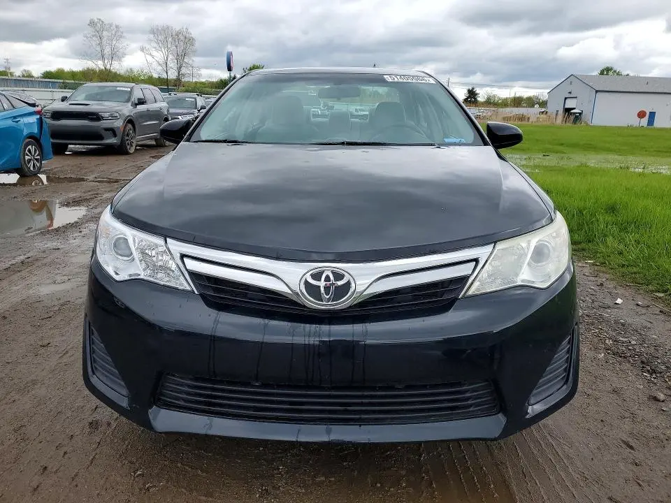 2012 TOYOTA CAMRY LE  