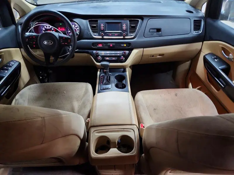 2018 KIA SEDONA LX  