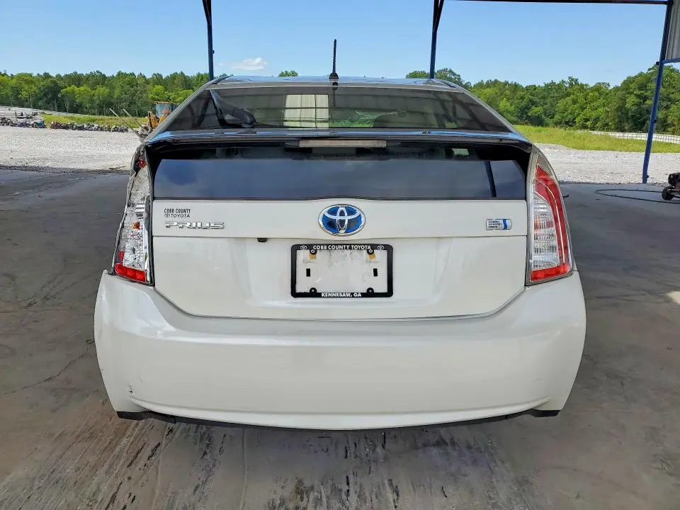 2015 TOYOTA PRIUS TWO  