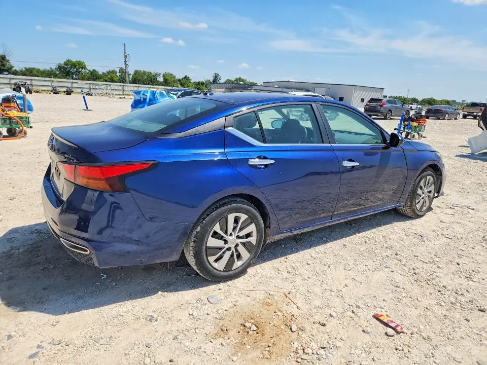 2019 NISSAN ALTIMA S  