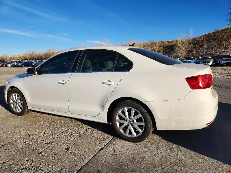 2014 VOLKSWAGEN JETTA SE  