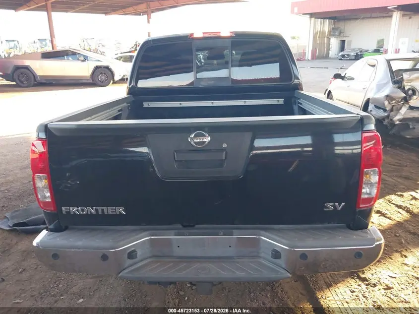 2016 NISSAN FRONTIER SV