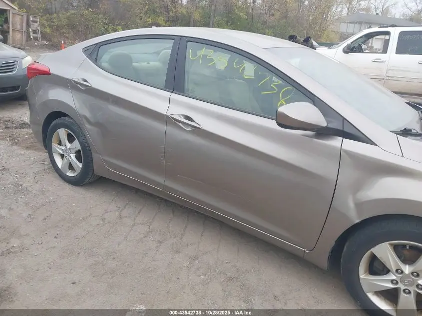 2012 HYUNDAI ELANTRA GLS