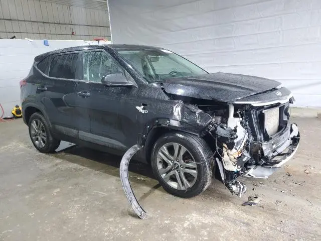 2021 KIA SELTOS LX  