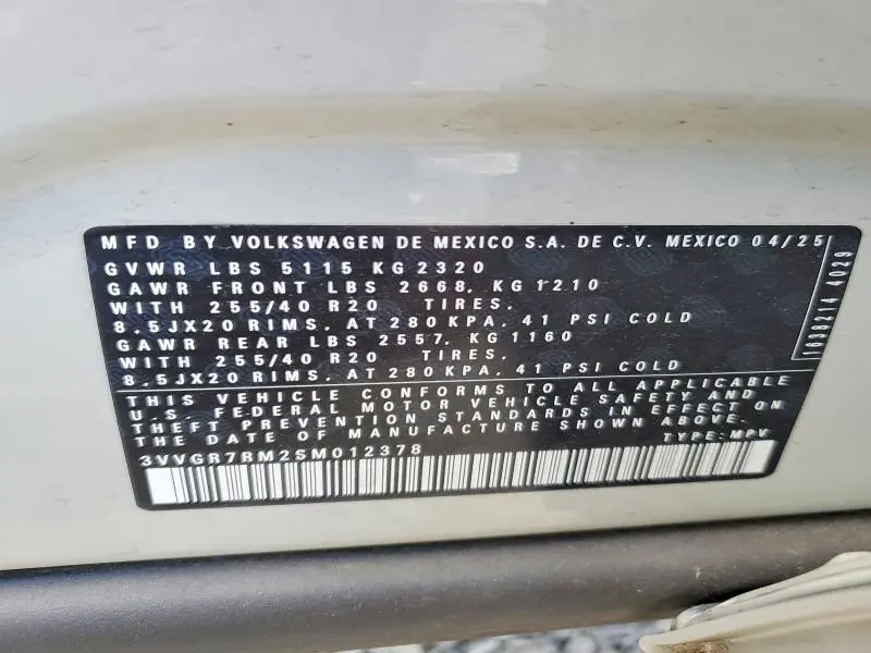 2025 VOLKSWAGEN TIGUAN SE R-LINE BLACK  