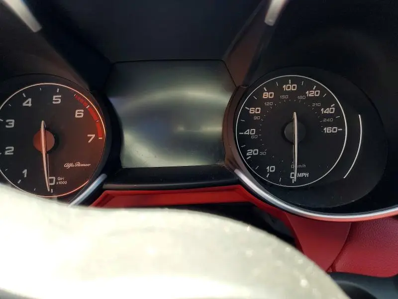 2017 ALFA ROMEO GIULIA TI  