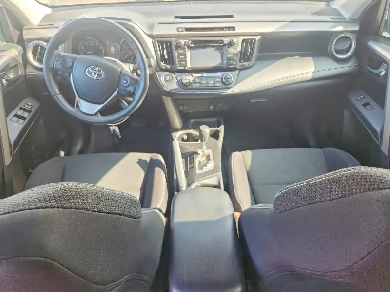 2017 TOYOTA RAV4 XLE  