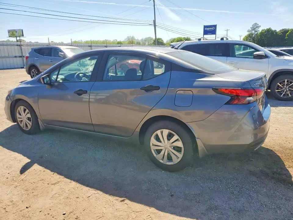 2021 NISSAN VERSA S  