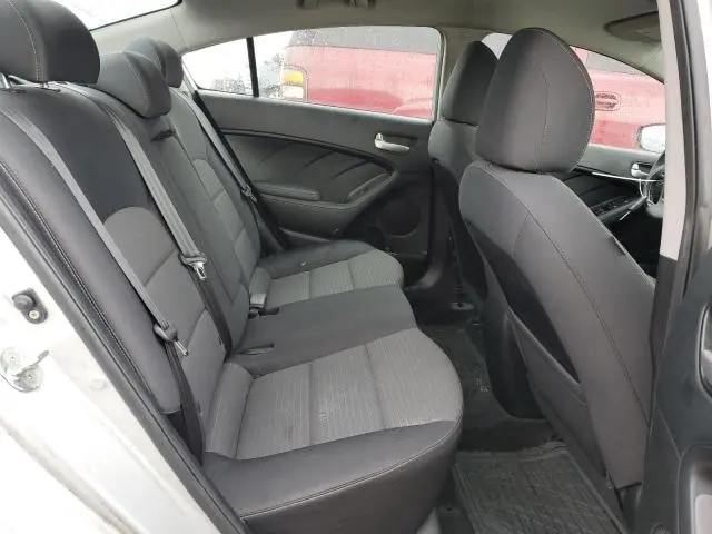 2018 KIA FORTE LX  
