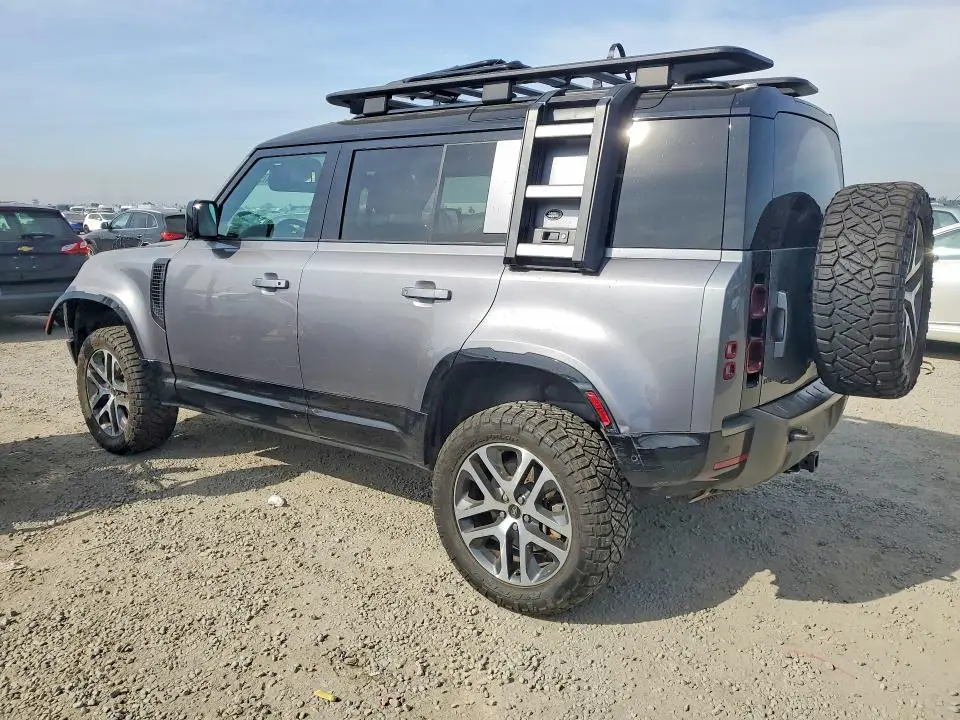 2023 LAND ROVER DEFENDER 110 X-DYNAMIC SE  