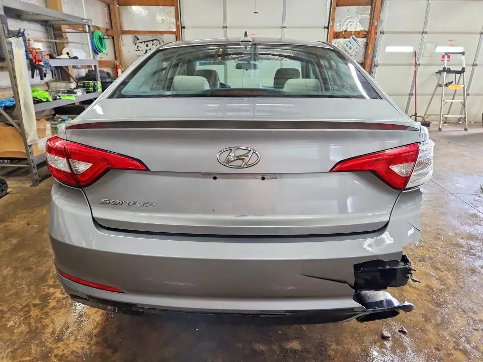2015 HYUNDAI SONATA SE  