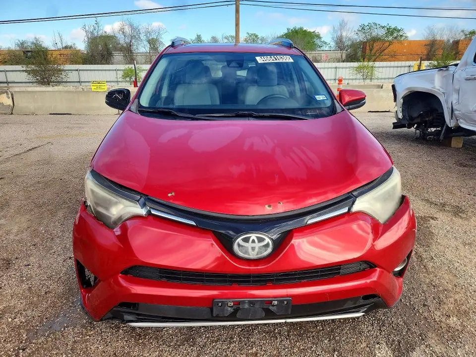 2017 TOYOTA RAV4 XLE  