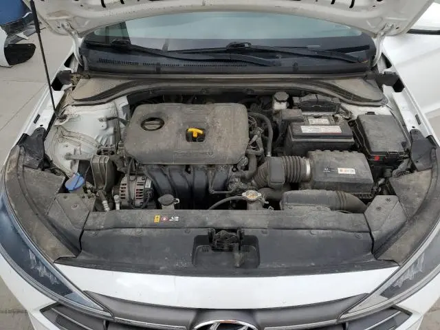 2019 HYUNDAI ELANTRA SE