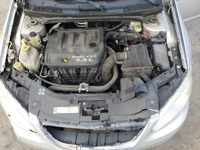 2011 CHRYSLER 200 TOURING  