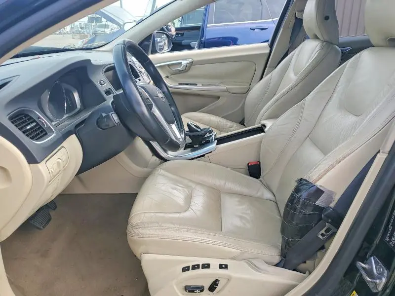 2014 VOLVO S60 T5  