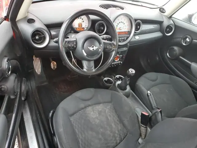 2011 MINI COOPER S  
