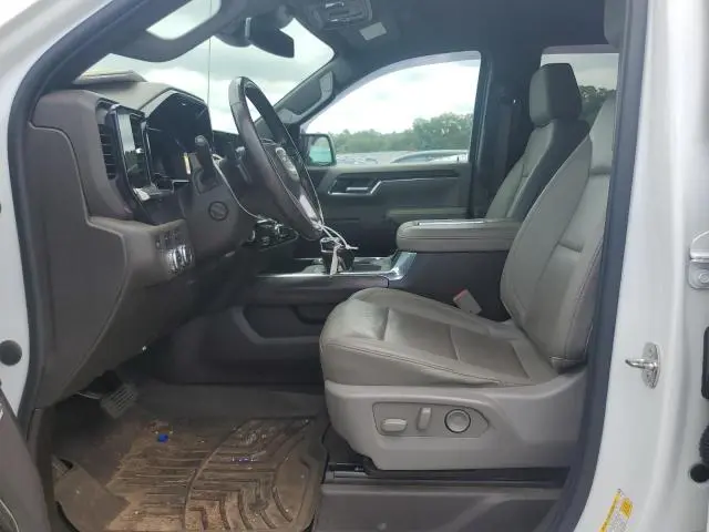 2022 GMC SIERRA K1500 SLT  