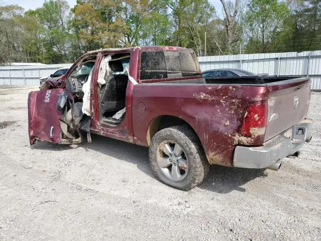 2016 RAM 1500 SLT  