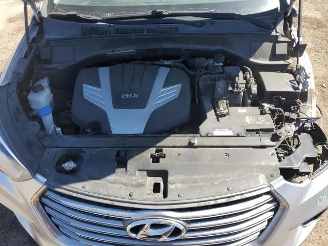 2017 HYUNDAI SANTA FE SE  