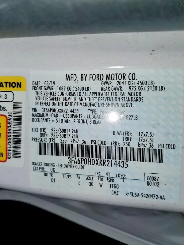 2019 FORD FUSION SE  