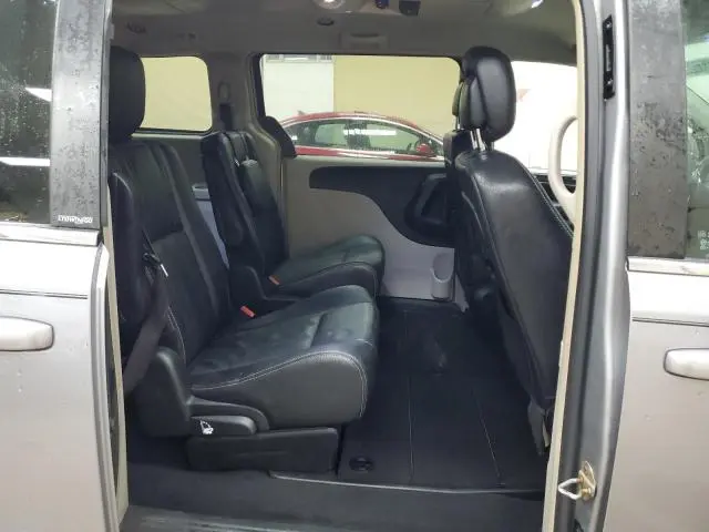 2013 CHRYSLER TOWN & COUNTRY TOURING  