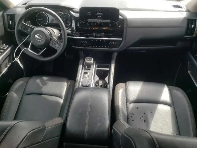 2024 NISSAN PATHFINDER SL  