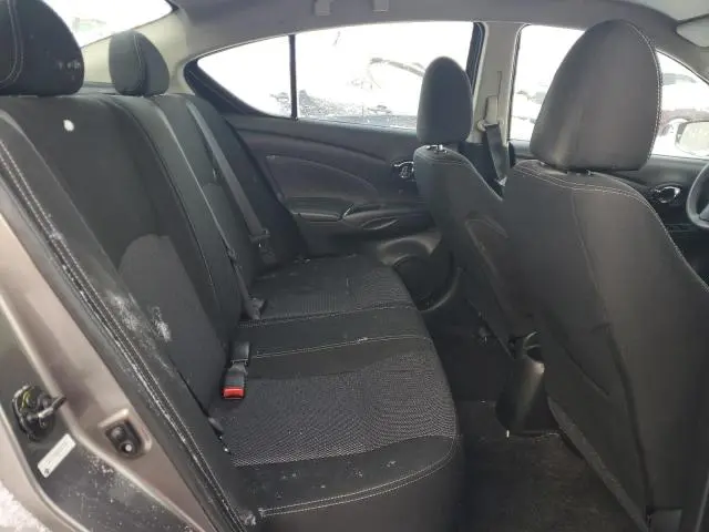 2017 NISSAN VERSA S