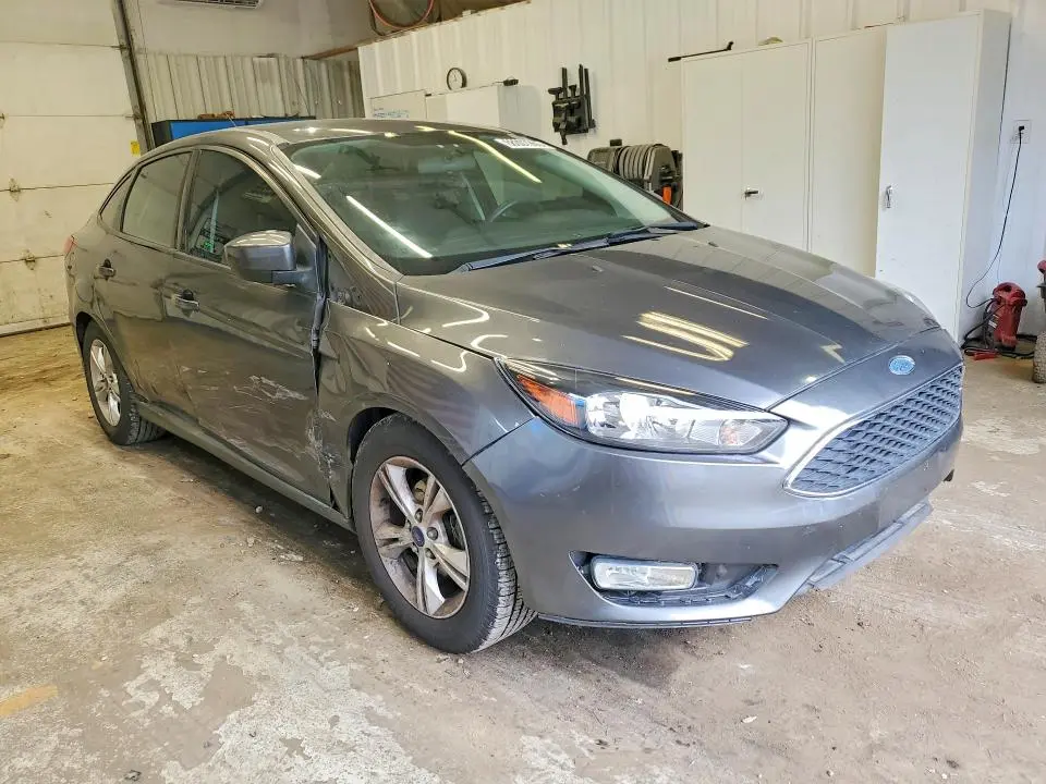 2018 FORD FOCUS SE  