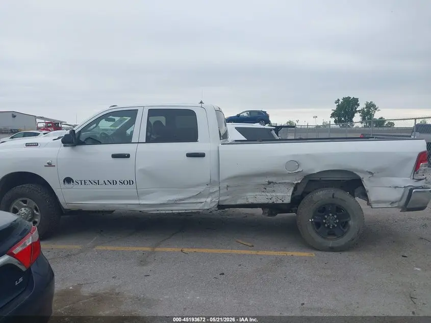 2022 RAM 2500 TRADESMAN  4X4 8' BOX
