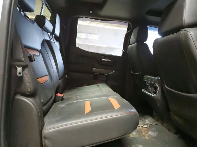 2021 GMC SIERRA K1500 AT4  