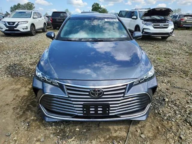 2019 TOYOTA AVALON XLE  
