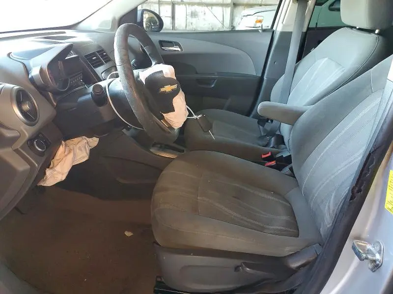 2015 CHEVROLET SONIC LT  