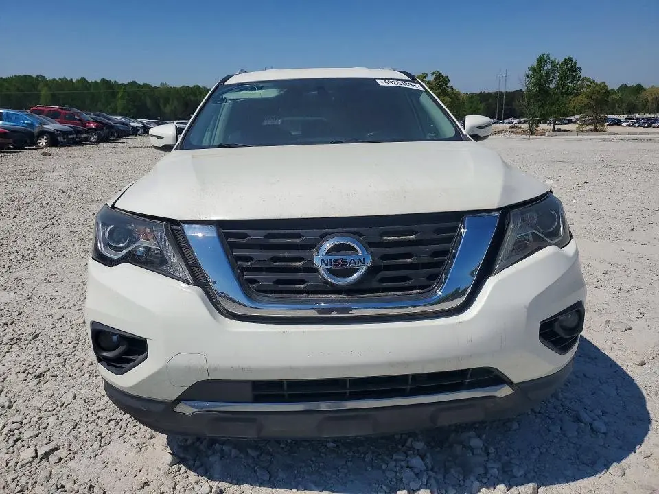 2017 NISSAN PATHFINDER SV  