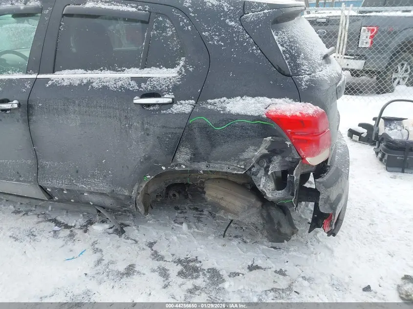 2020 CHEVROLET TRAX FWD LT