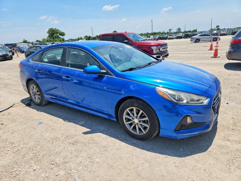 2018 HYUNDAI SONATA SE  