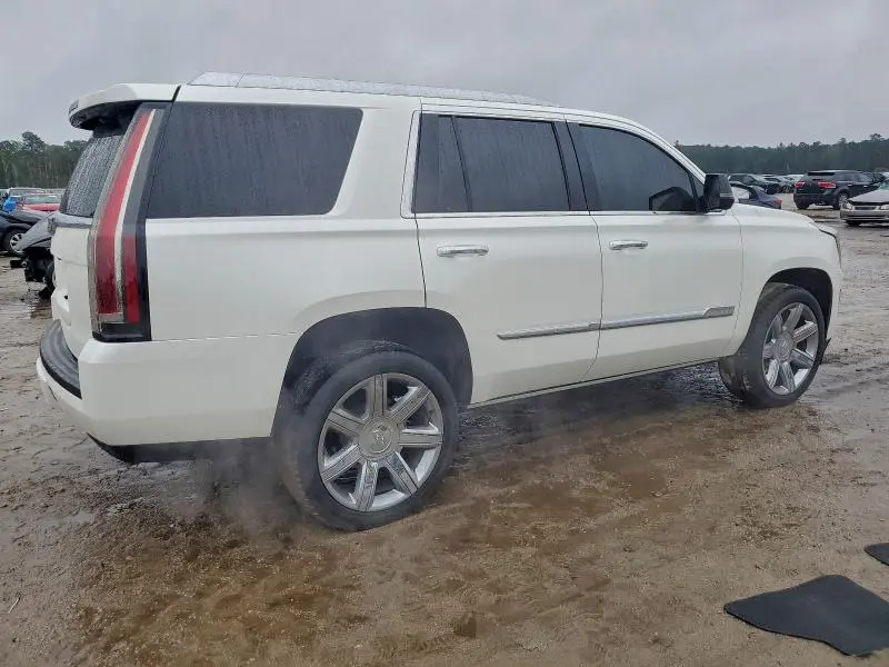 2018 CADILLAC ESCALADE LUXURY  