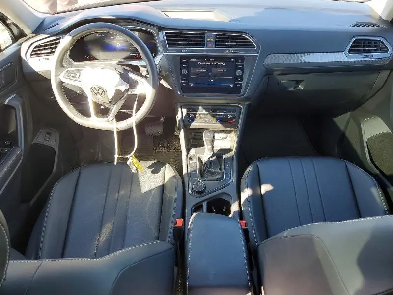 2024 VOLKSWAGEN TIGUAN SE  