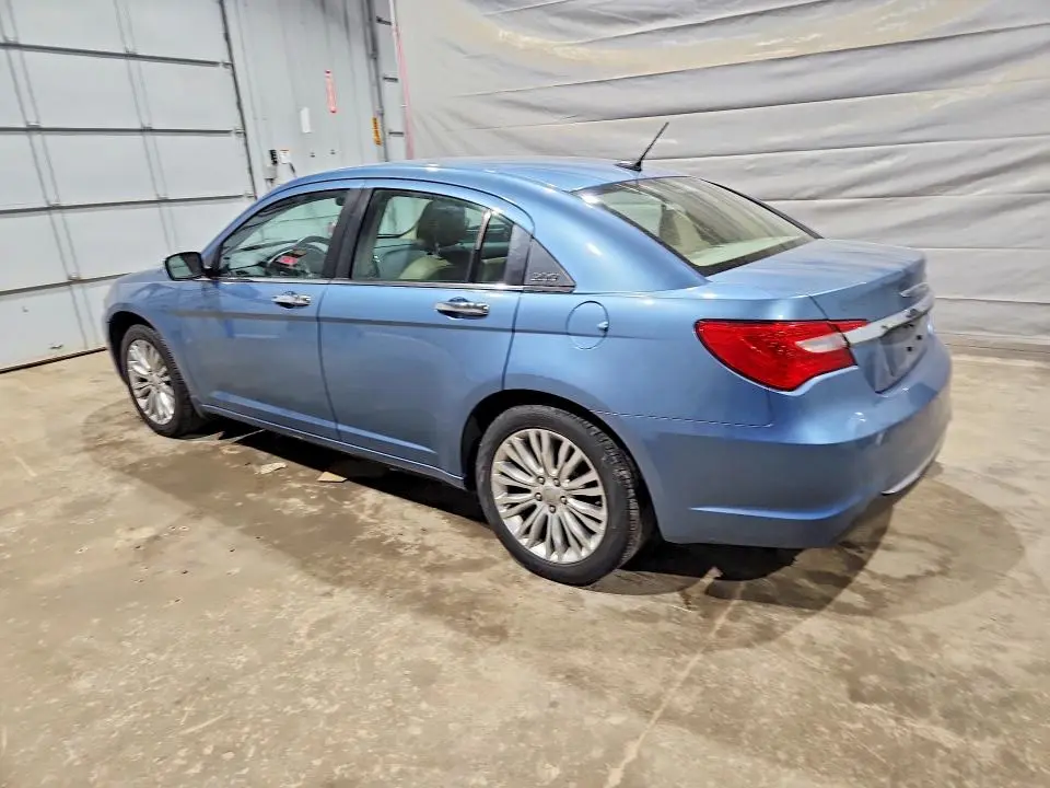2011 CHRYSLER 200 LIMITED  