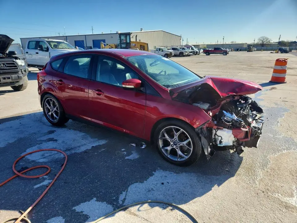 2014 FORD FOCUS SE  