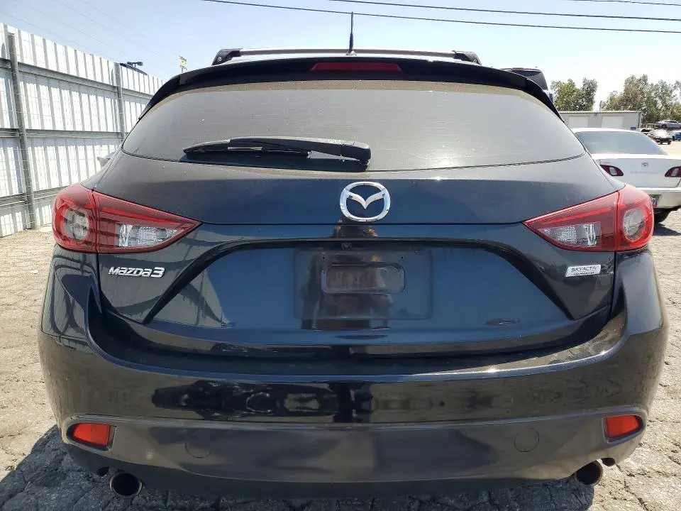 2015 MAZDA 3 TOURING  