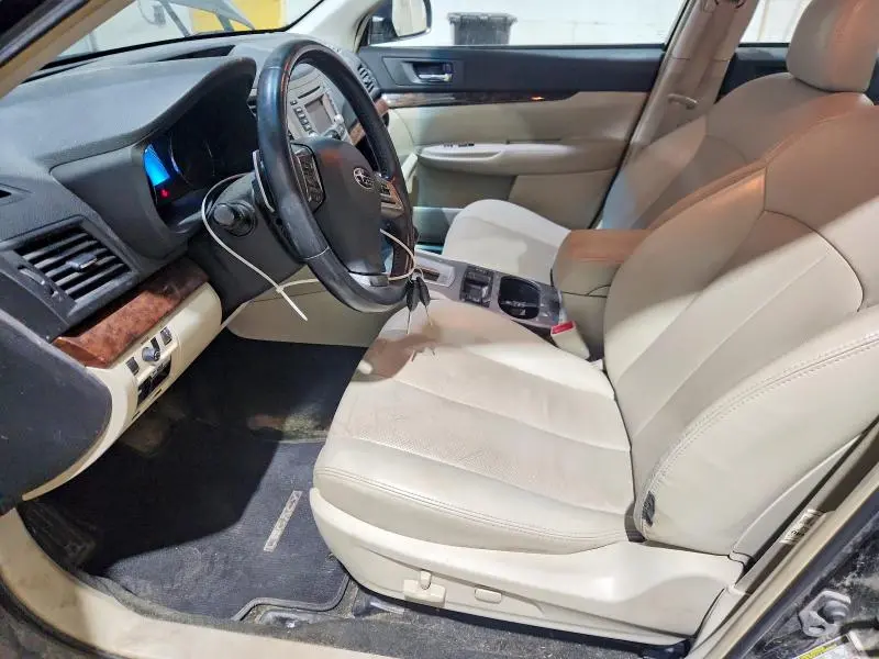 2013 SUBARU LEGACY 2.5I LIMITED  
