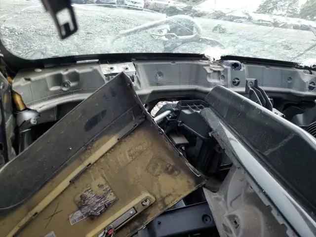 2015 DODGE CHALLENGER SXT PLUS  