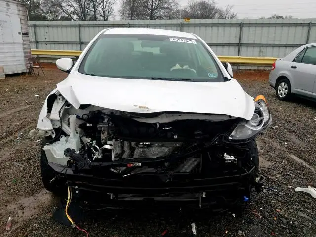 2017 HYUNDAI ELANTRA GT 