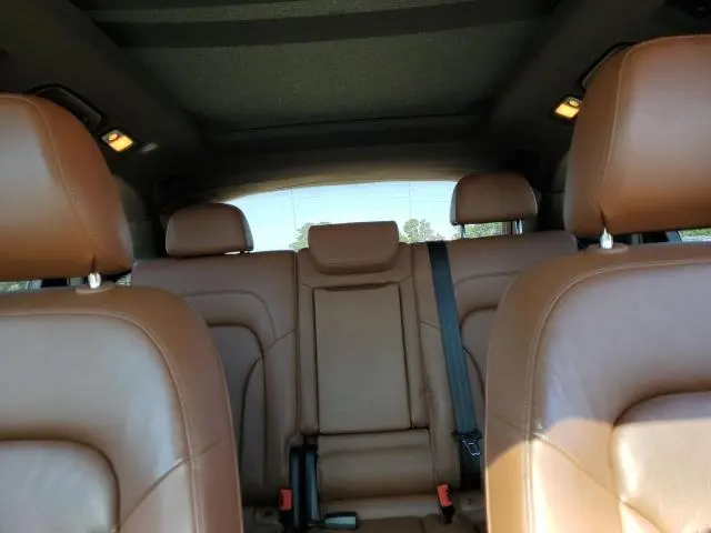 2011 AUDI Q5 PREMIUM PLUS  