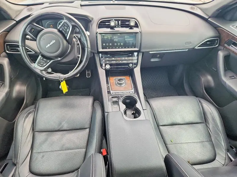 2017 JAGUAR F-PACE S  