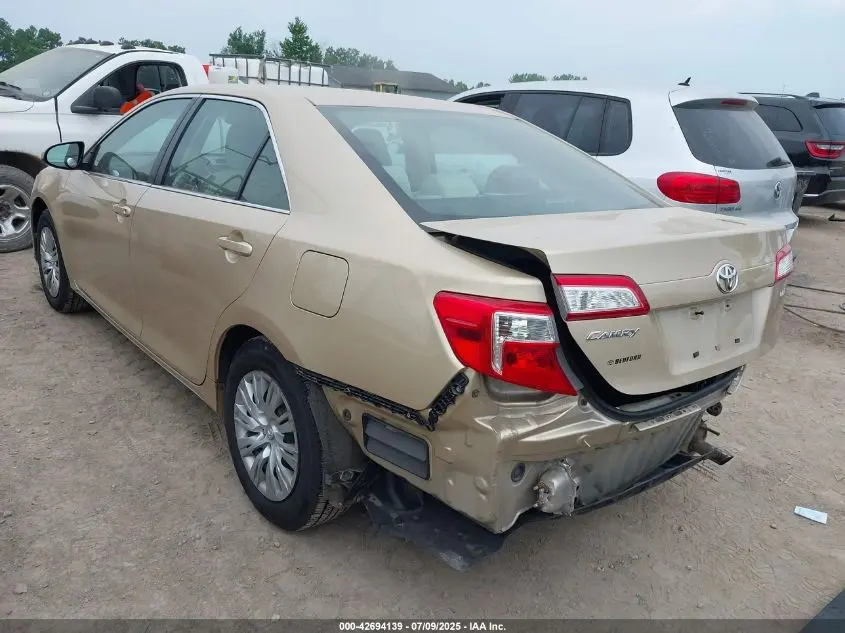 2012 TOYOTA CAMRY LE