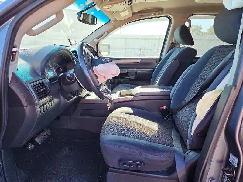 2013 NISSAN ARMADA SV  