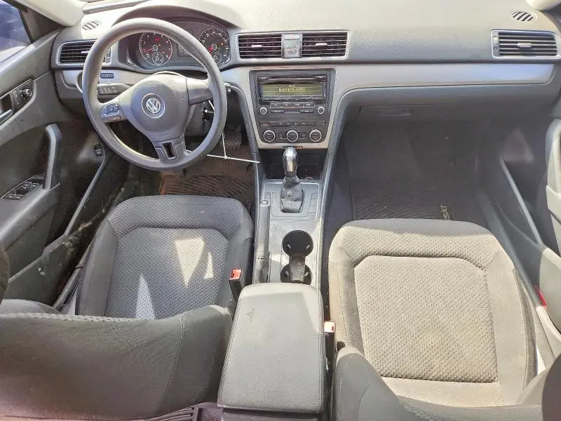 2012 VOLKSWAGEN PASSAT S  
